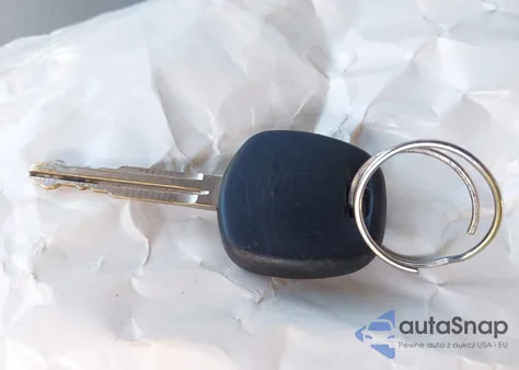 2011 Toyota Camry z USA, uszkodzony, nr VIN 4T1BF3EK6BU708750